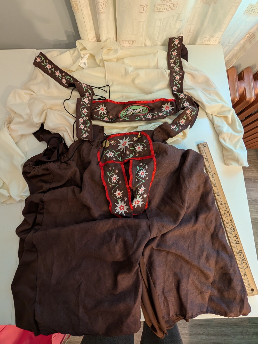 Embroidered Brown Octoberfest Folk-Style Men's Costume